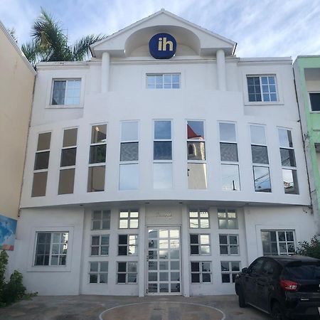 Hotel International House Playa del Carmen Esterno foto