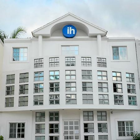 Hotel International House Playa del Carmen Esterno foto