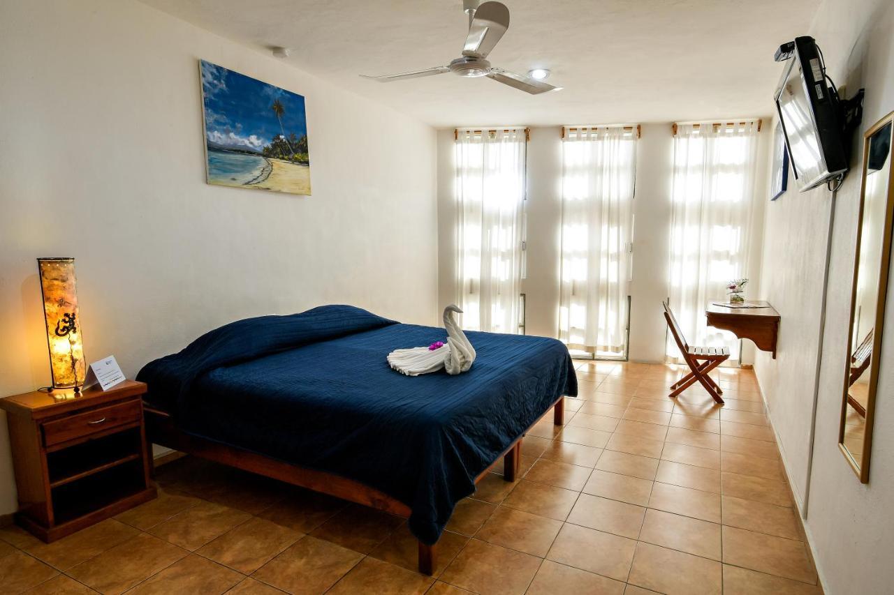Hotel International House Playa del Carmen Esterno foto