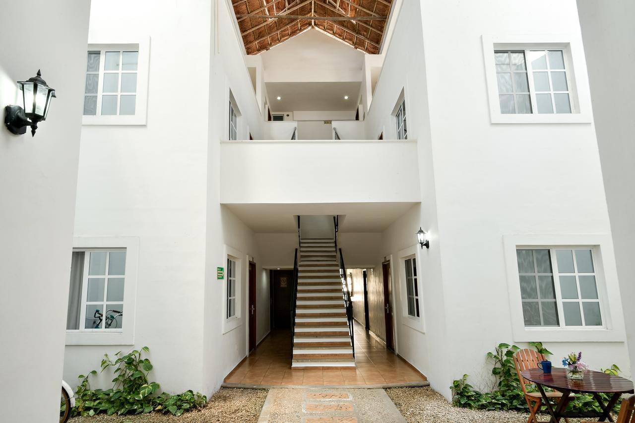 Hotel International House Playa del Carmen Esterno foto